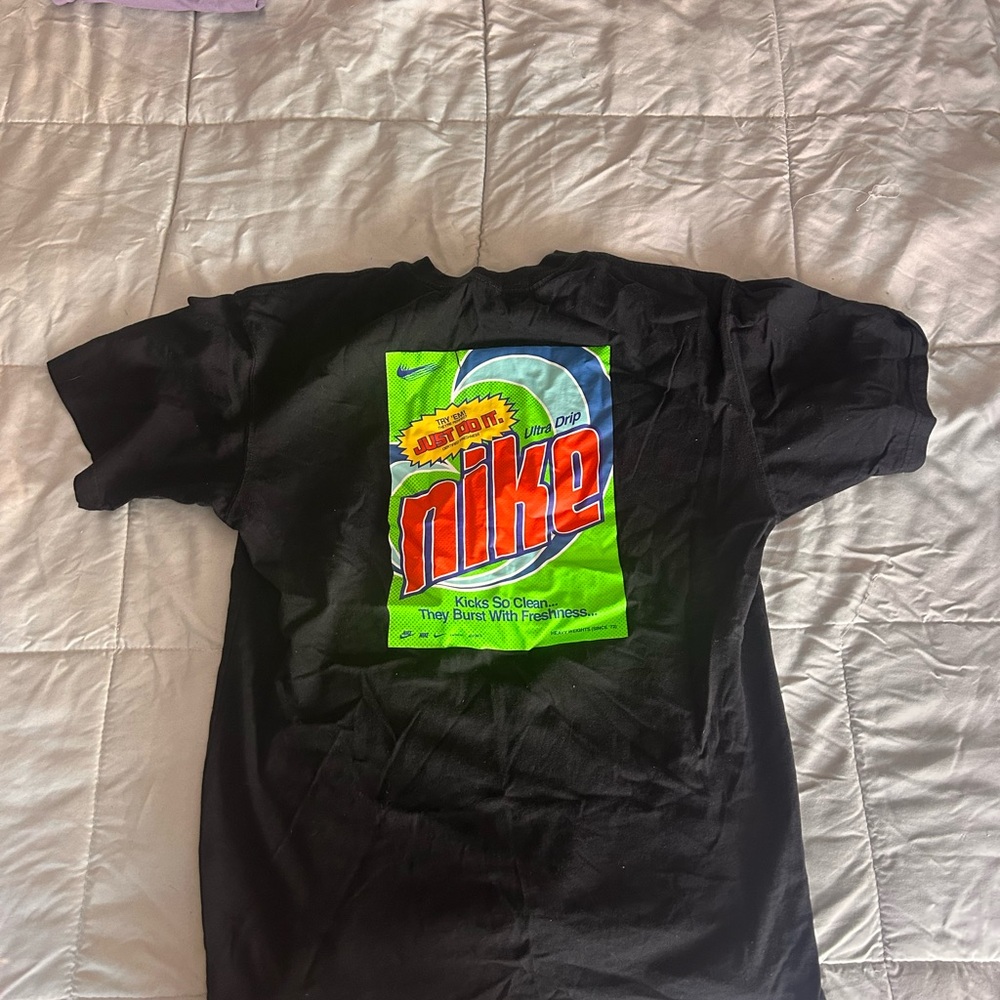 Men’s Nike Shirt